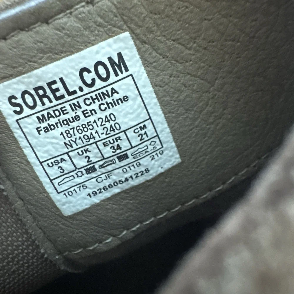 Sorel Emilie Chelsea Women's Size 3 Girls Suede Cattail Tan Ankle Boots